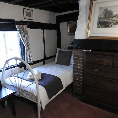 St Faith Street Villa Мейдстън Екстериор снимка